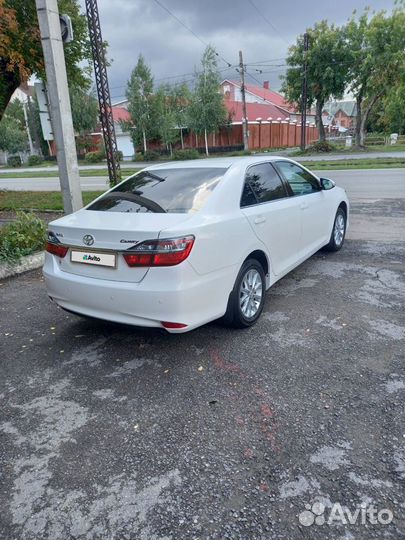 Toyota Camry, 2015