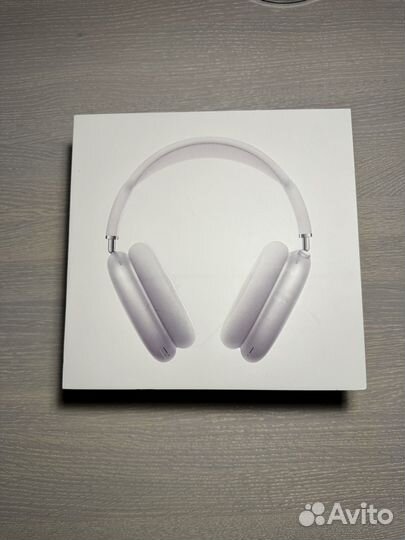 Apple airpods max silver