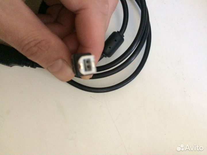 Кабель для фото или видео)