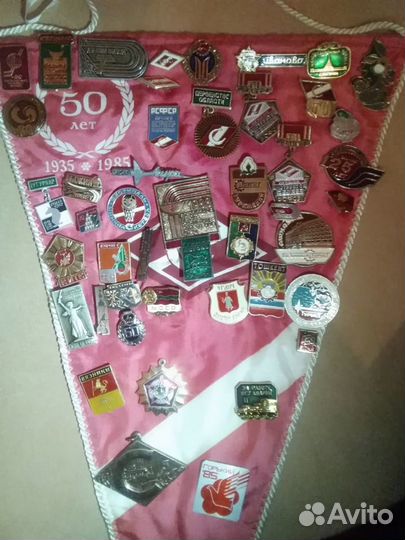 Продам значки СССР