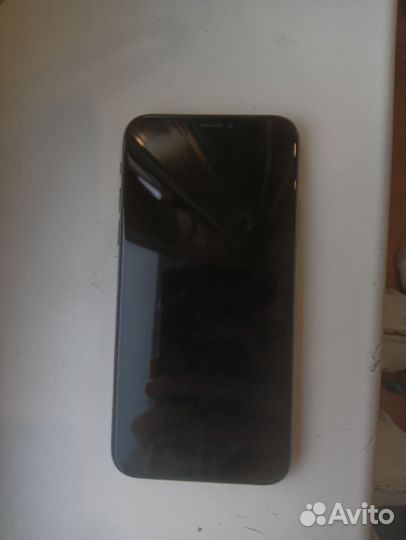 iPhone X, 64 ГБ