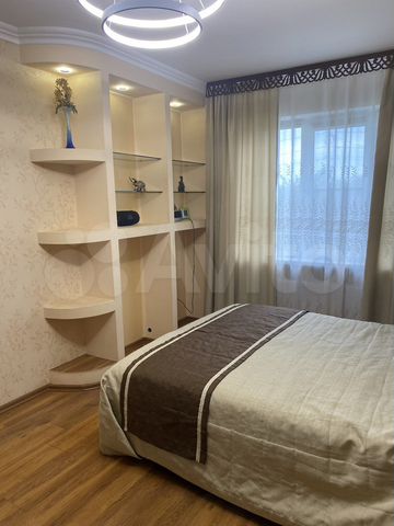3-к. квартира, 79,9 м², 1/3 эт.