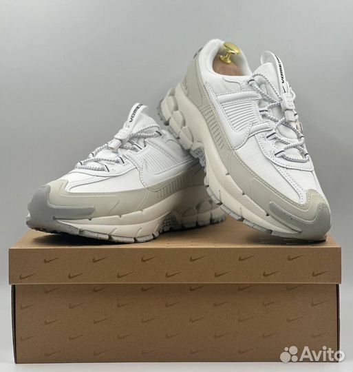 Кроссовки nike air zoom vomero 5 (41-45)