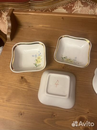 Чайник, ваза, салатники СССР