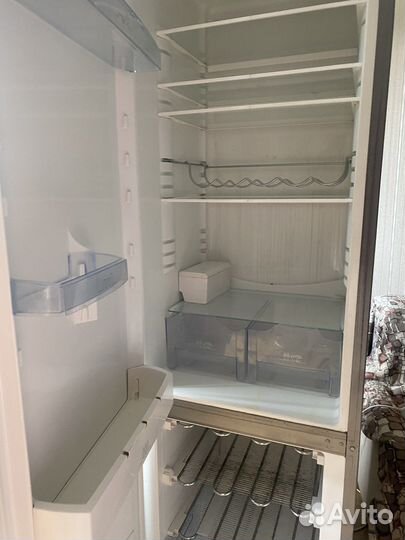 Холодильник бу Elecrtrolux Skandinavia ice