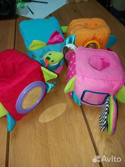 Развивающая мягкая игрушка крокодил