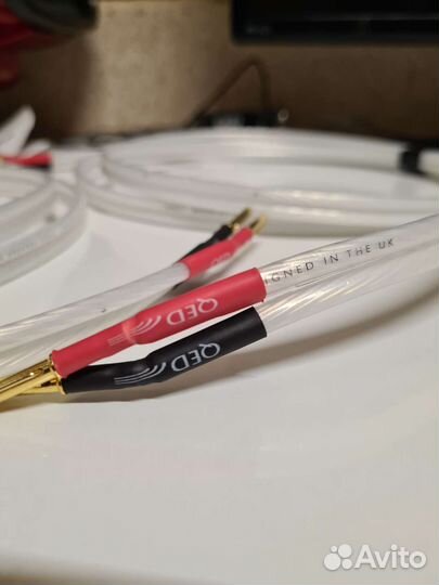 Акустический кабель QED revelation signature