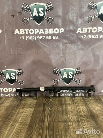 Рейка топливная(рампа) С форсунками Kia quoris 3.8