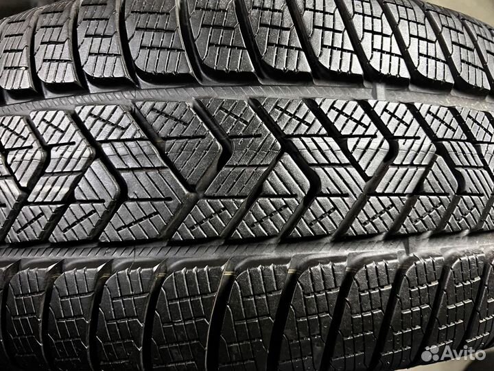Pirelli Scorpion Ice&Snow 255/45 R20