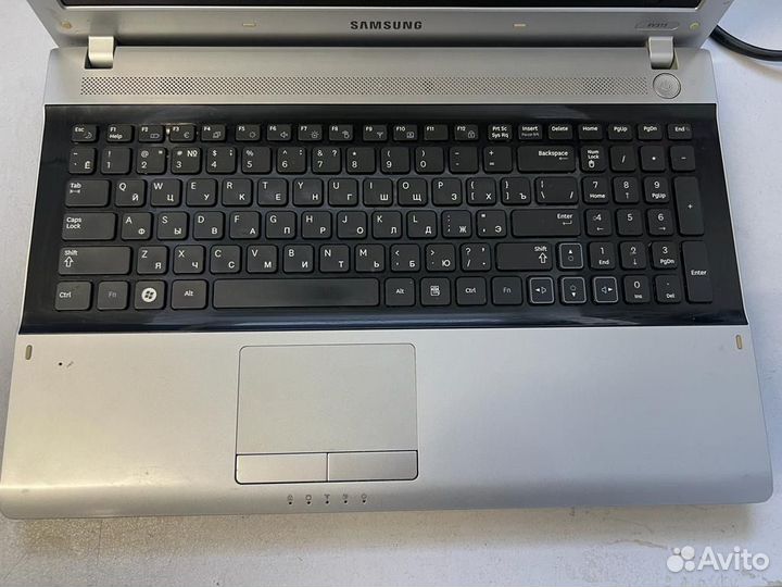 Samsung RV515