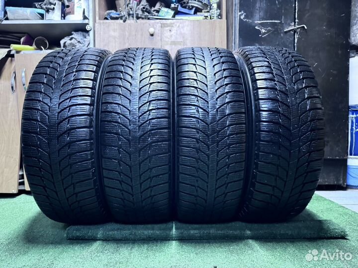 Triangle Snowlink TWT02 235/65 R17 108R