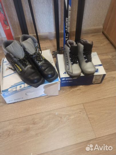 Лыжи для детей и взрослых с ботинками