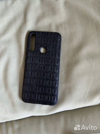 Чехлы на Honor 9x