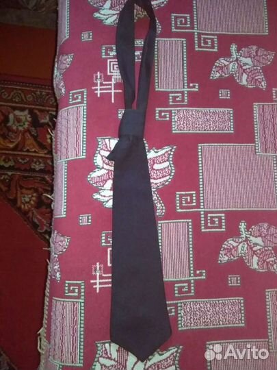 Продам галстук