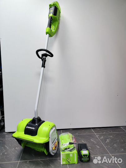 Снегоуборщик аккумуляторный greenworks 40V