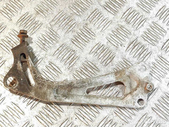 Кронштейн генератора Lexus Rx 1998 2003