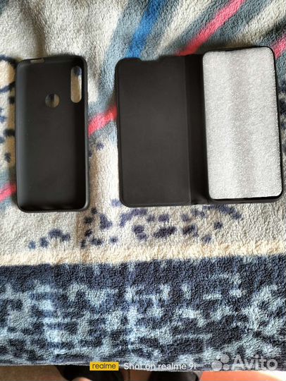 Чехлы на телефон