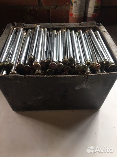 Дюбель рамный