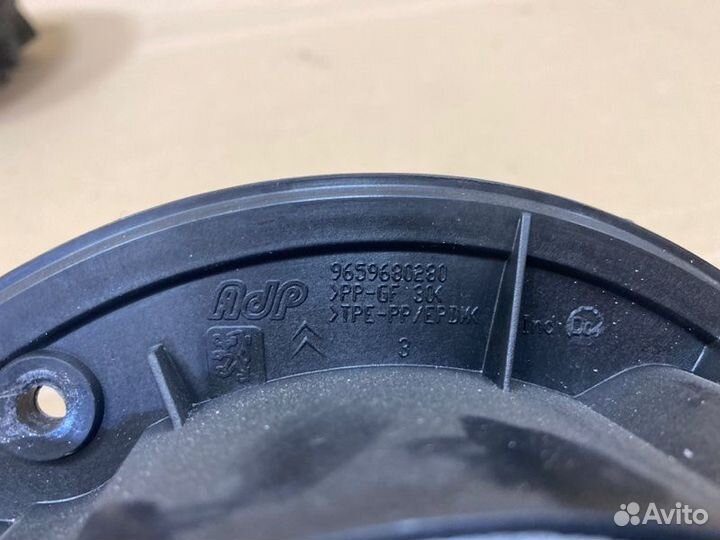 Динамик задний Peugeot 308 4A EP6