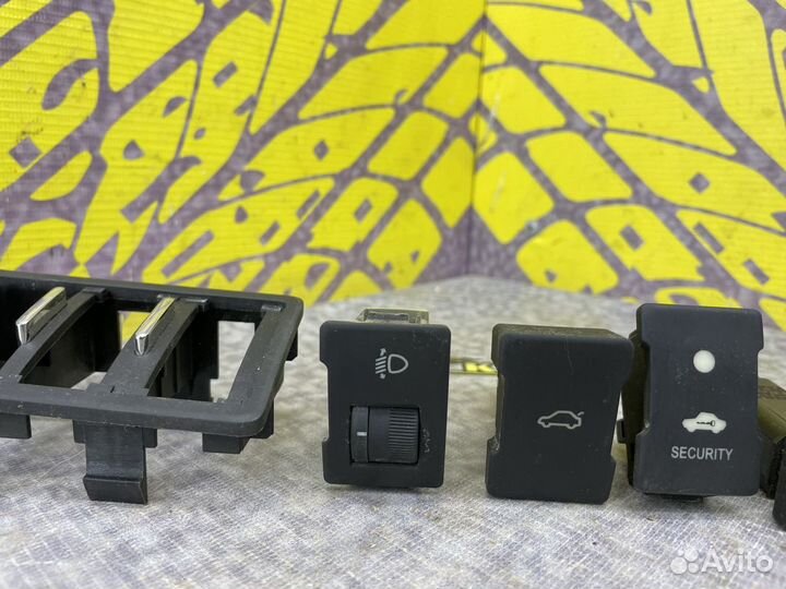 Кнопка Джили Эмгранд EC7 Geely Emgrand EC-7