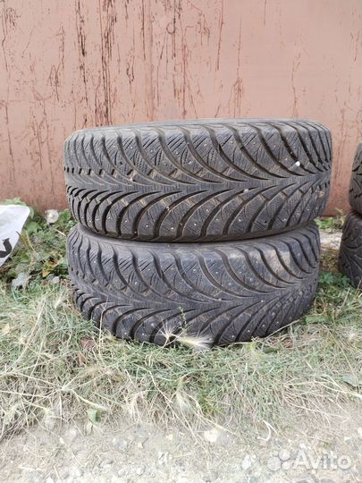 Sava Eskimo Stud 225/60 R17
