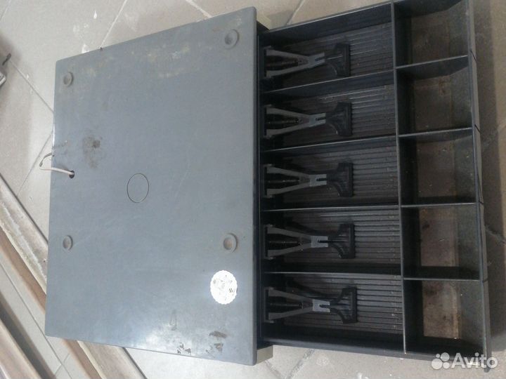 Ящик для денег