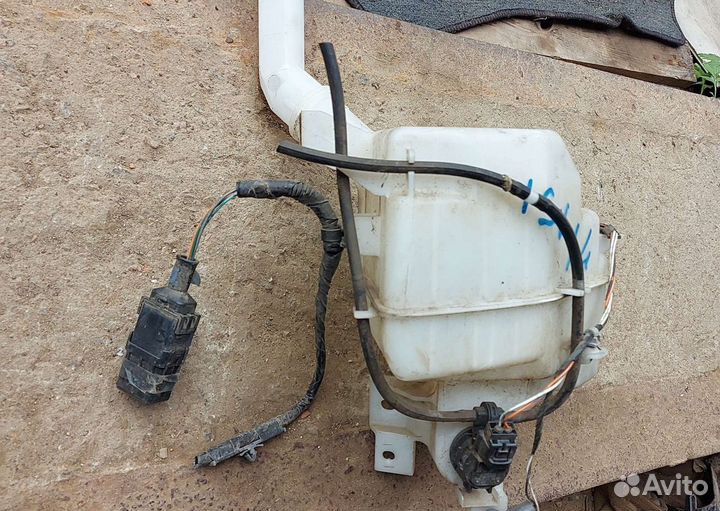 Бачок омывателя стекла Мазда 3 bl