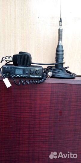 Автомобильная рация с антенной