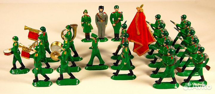 Солдатики оловянные 
