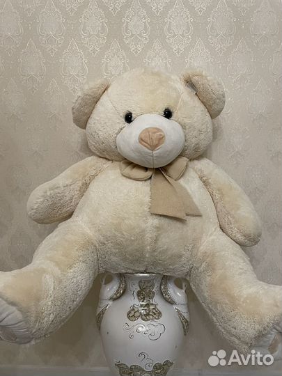 Плюшевый медведь
