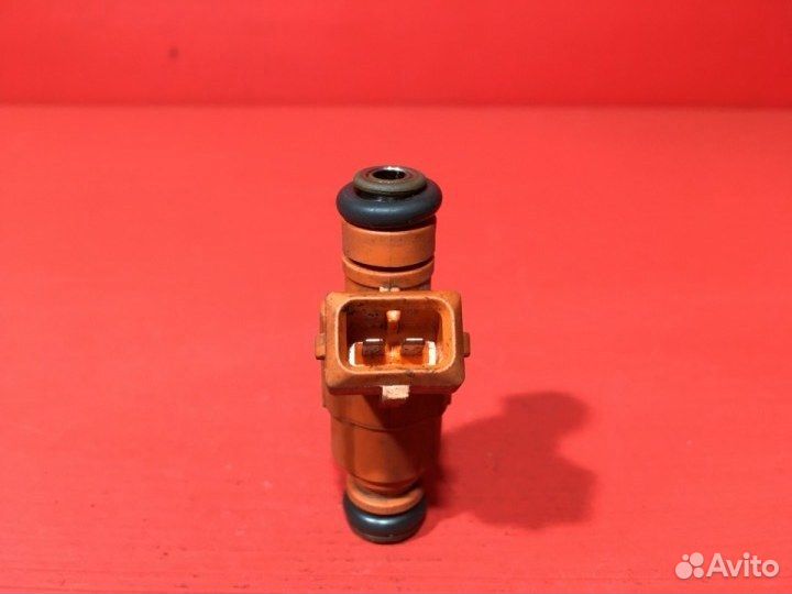 Форсунка Citroen C4 1 2008