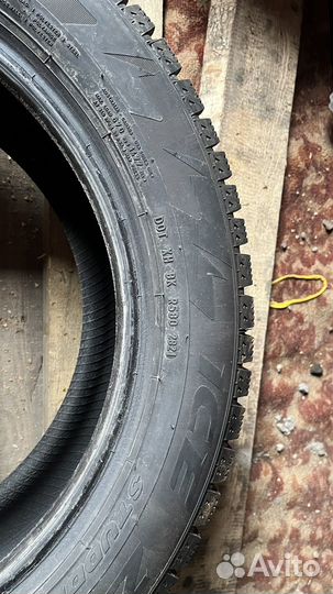Pirelli Ice Zero 205/55 R16