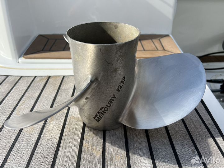 Комплект гребных винтов Mercury,Bravo III