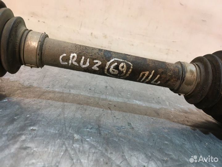Привод, полуось передний левый Chevrolet Cruze