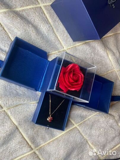 Подарок для девушки к годовщине