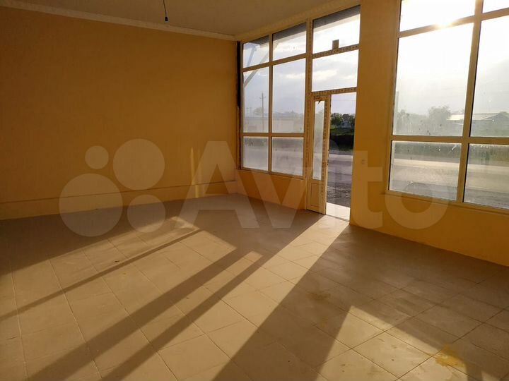 Торговая площадь, 32 м²