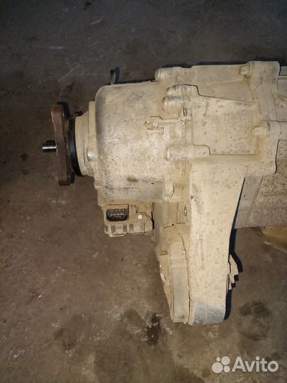 Раздаточная коробка BMW X6 E71 N63 B44