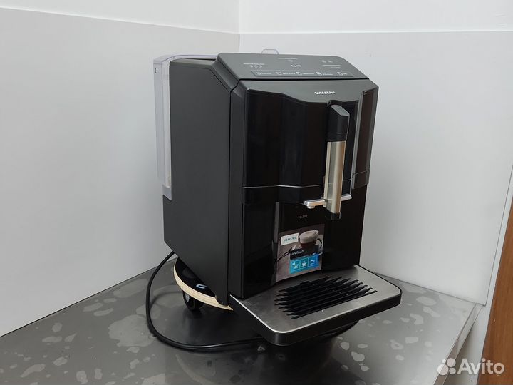 Кофемашина Siemens EQ.300 по запчастям