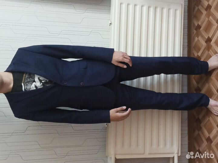 Школьный костюм