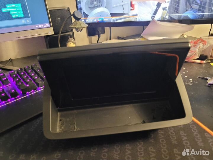 Экран магнитолы Audi Q3