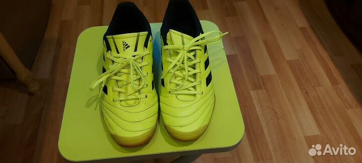 Футзалки adidas
