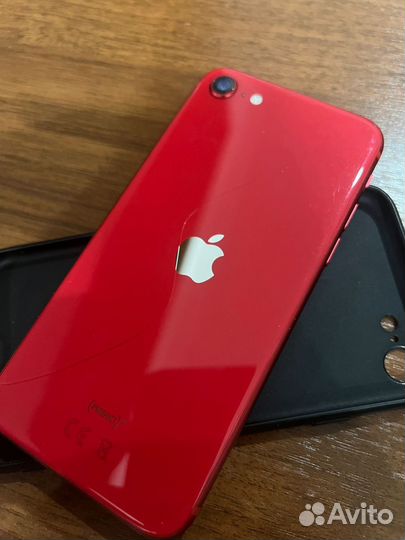 Телефон iPhone se 2020