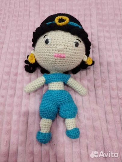 Вязанная игрушка