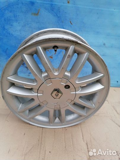 Диск литой на renault