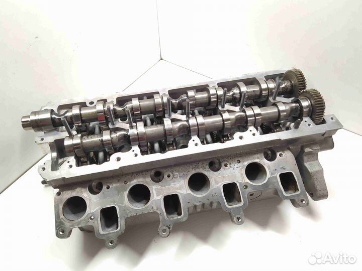 Головка блока цилиндров Volkswagen Passat B6 2008
