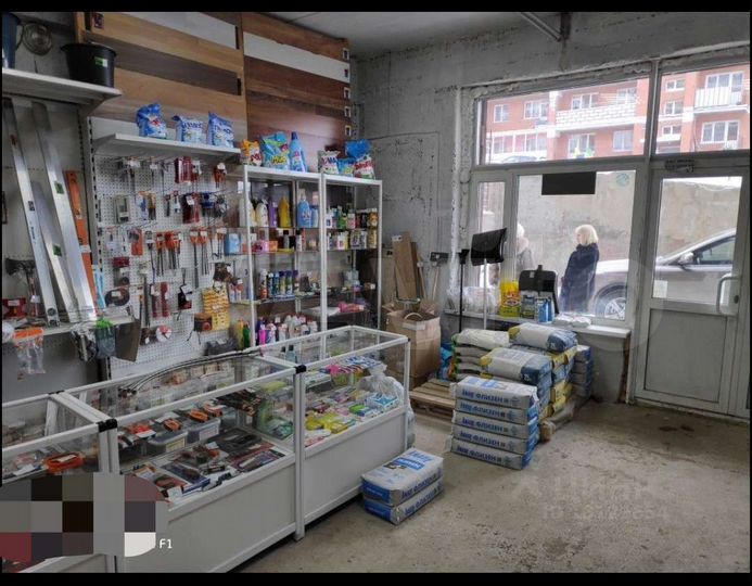Гараж, > 30 м²
