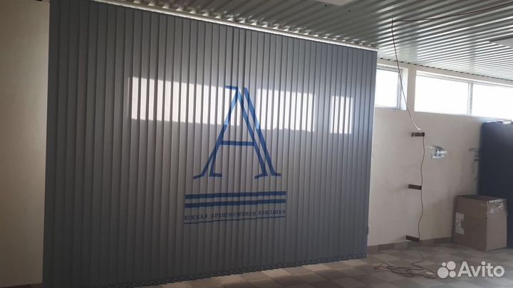 Вертикальные жалюзи модель бриз цвет голубой