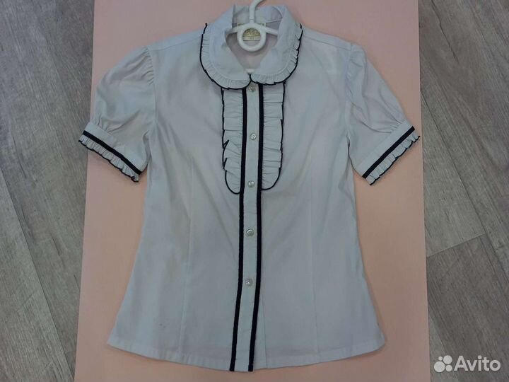 Блузка школьная 140р