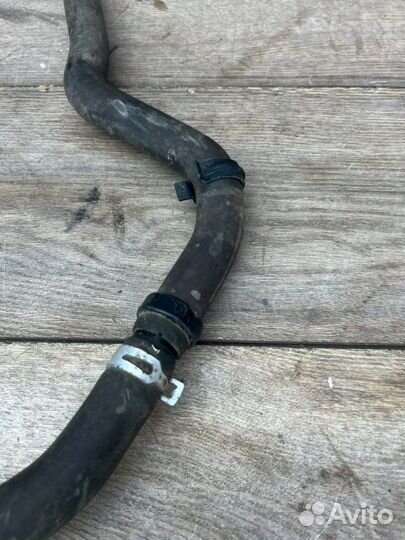 Патрубок охлаждения двигателя Renault Megane 2 1.6