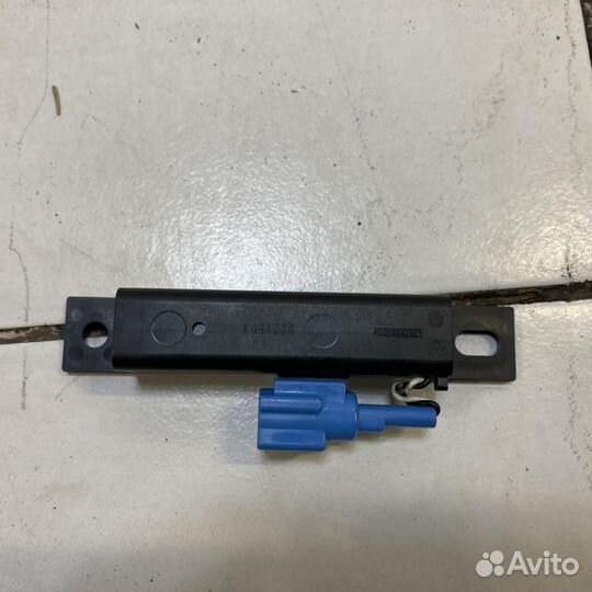 Антенна бесключевого доступа Infiniti M M25 M37 M5